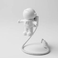 Load image into Gallery viewer, Astronaut USB Night Light
