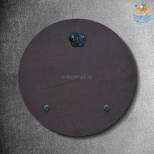 Load image into Gallery viewer, East Bengal Engraved Wooden Crest