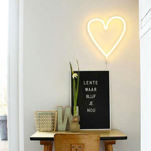 Load image into Gallery viewer, Be My Valentine Gift Set