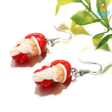 Load image into Gallery viewer, Santa Earrings