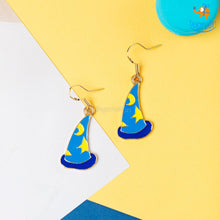 Load image into Gallery viewer, Wizard Hat Earrings
