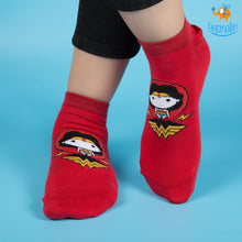 Load image into Gallery viewer, Wonder Woman Cartoon Socks