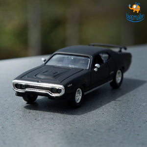 1971 Plymouth GTX Diecast Car