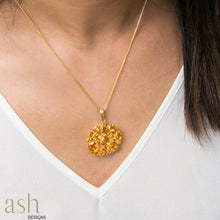 Load image into Gallery viewer, Starburst Halo Citrine Gemstone Pendant With Chain
