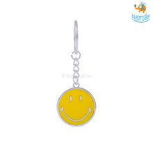 Load image into Gallery viewer, Smiley Metallic Keychain
