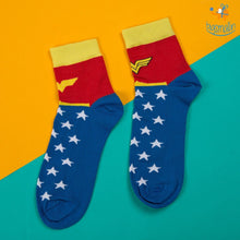 Load image into Gallery viewer, Official Wonder Woman Socks
